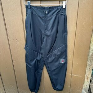 Air Jordan Essential Utility Cargo Pants S Womens Joggers Black CW6450-010